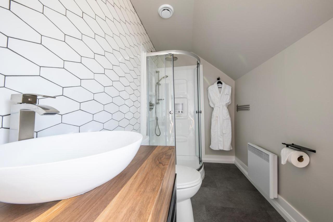 Square Victoria Maison Hoteliere East Angus Eksteriør billede