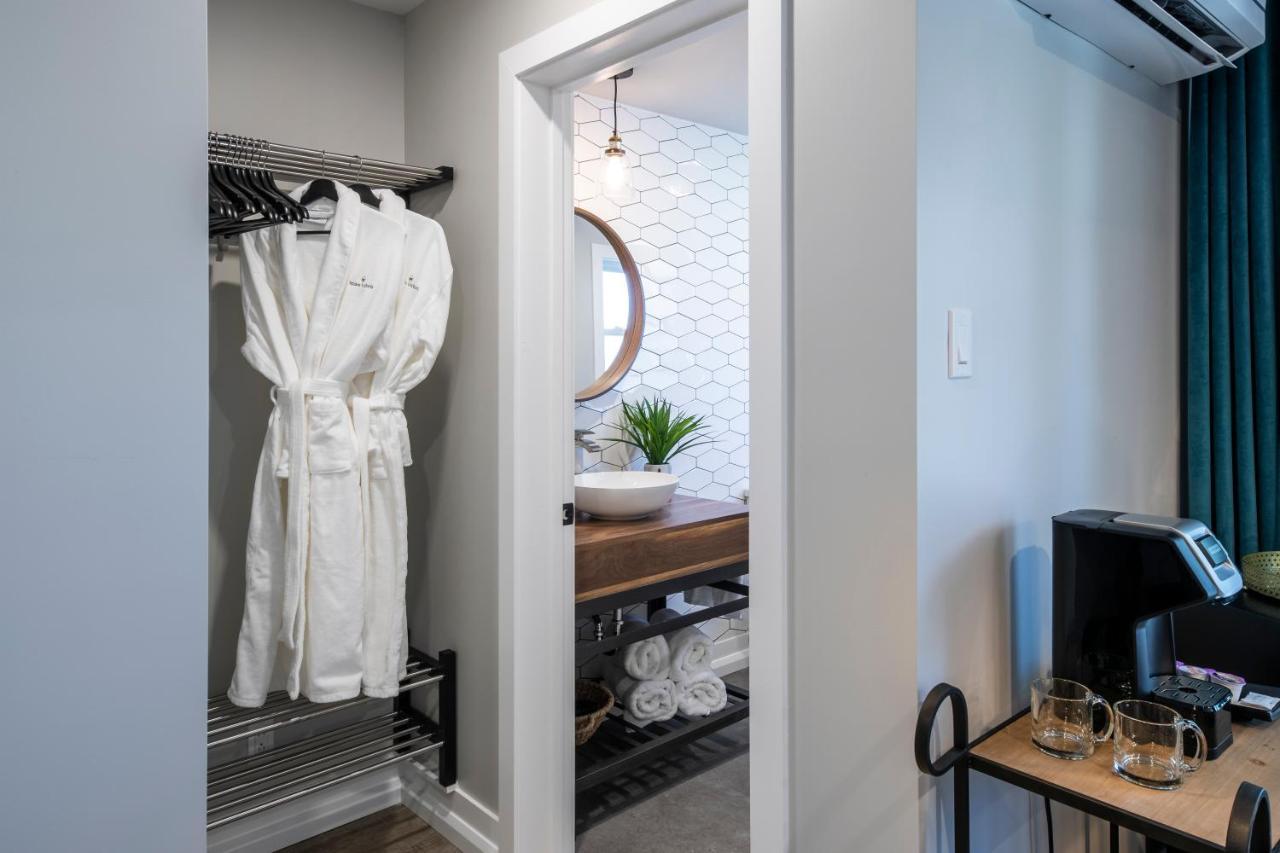 Square Victoria Maison Hoteliere East Angus Eksteriør billede