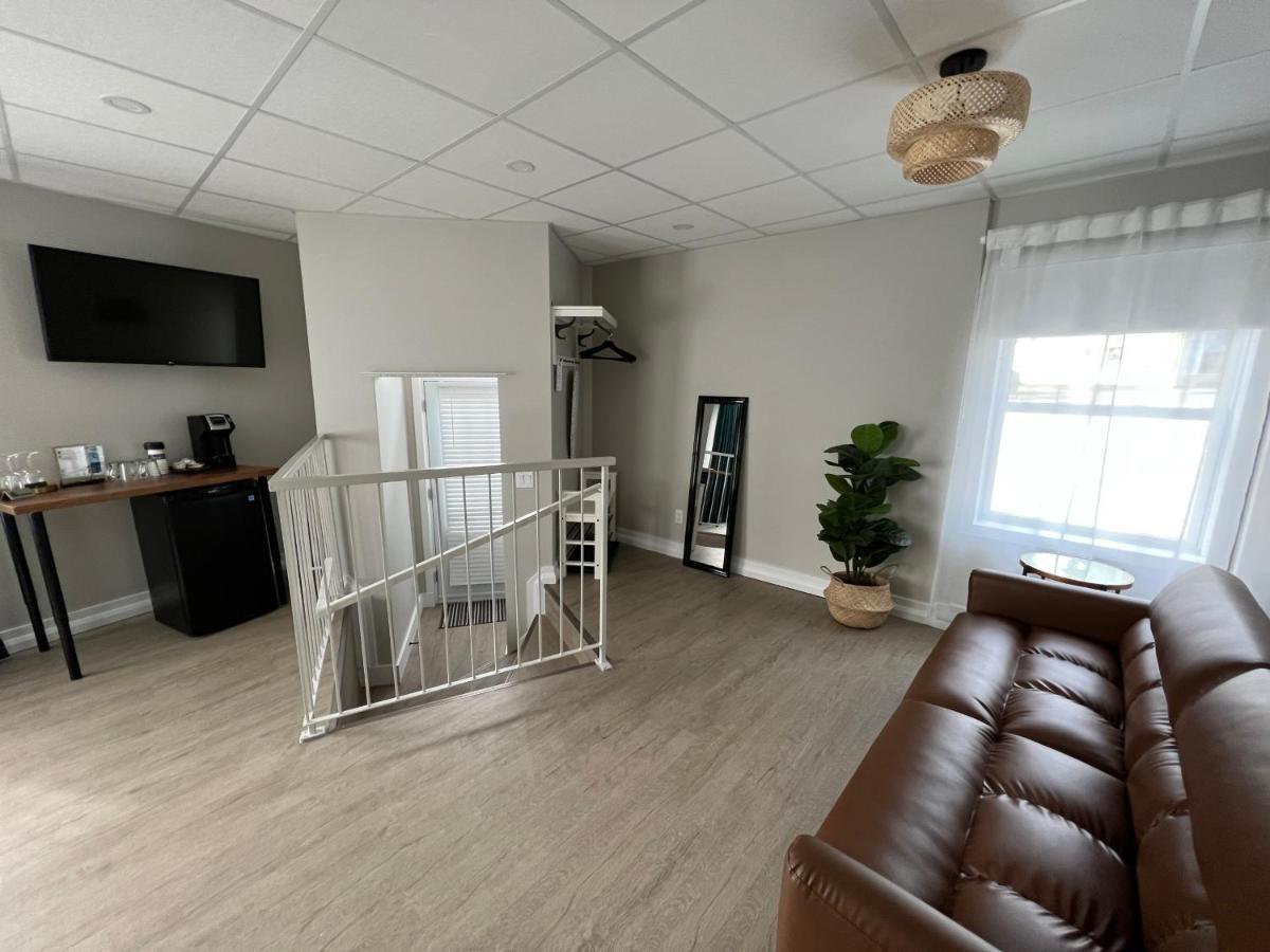Square Victoria Maison Hoteliere East Angus Eksteriør billede
